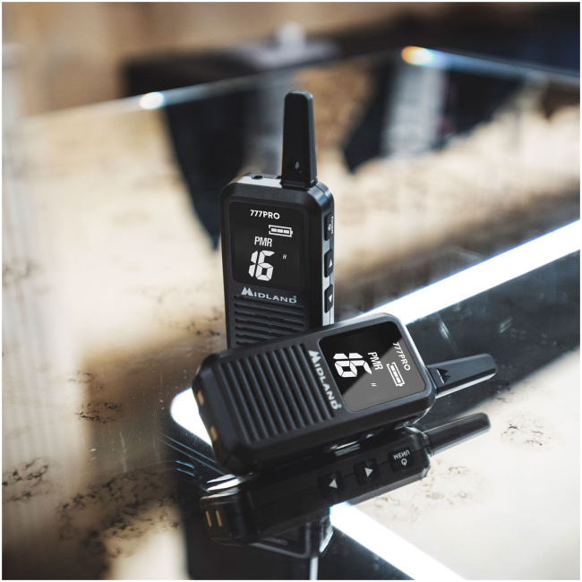 Midland 777PRO Business PMR Radios Valibox includes 2x Earphones, 2x Lanyards & Carry Case - Image 11