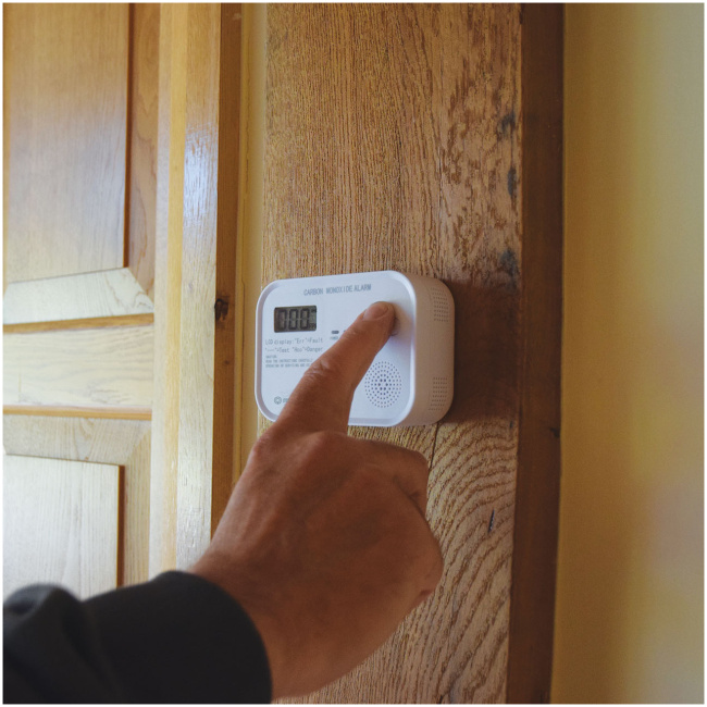 Mercury COD-218A Standalone Carbon Monoxide Alarm with LCD Display showing CO levels 350.139UK - Image 5