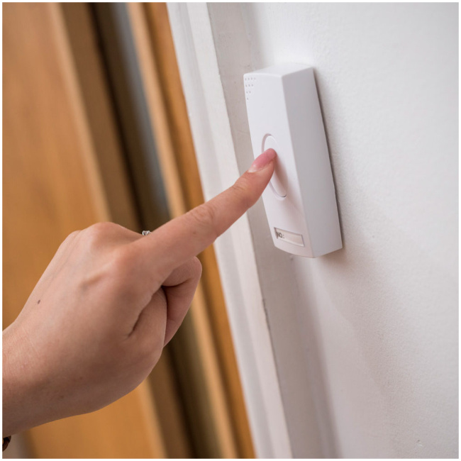 Mercury DB300 Wireless DoorBell Plug-in & Plug-Through 350.300UK - Image 2